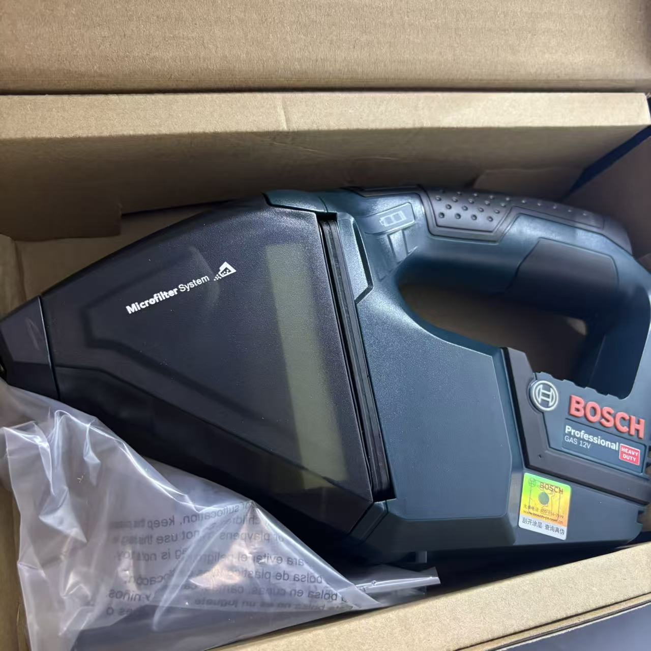 Bosch GAS 12V-LI Professional  - Car Vacuum 评论和价格