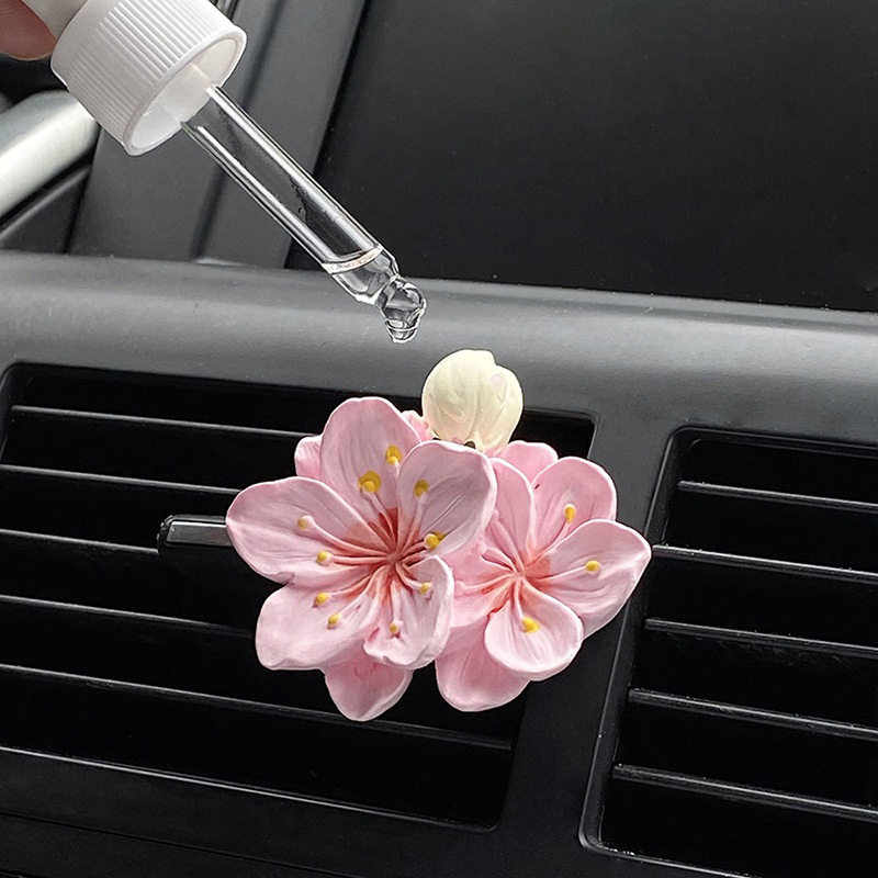 1pc Car Fashion Small Exquisit - Car Air Freshener 评论和价格