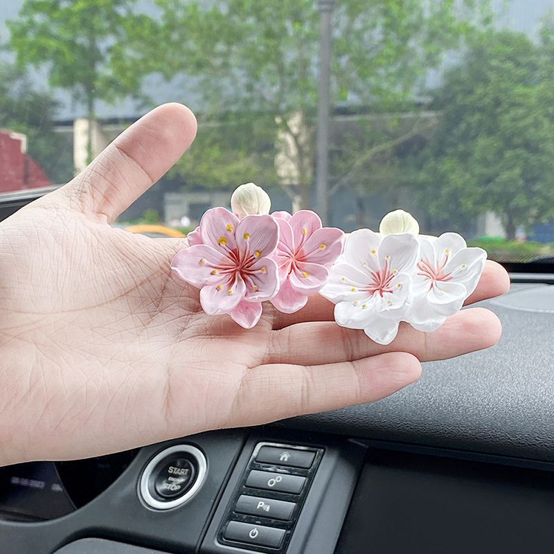 1pc Car Fashion Small Exquisit - Car Air Freshener 评论和价格