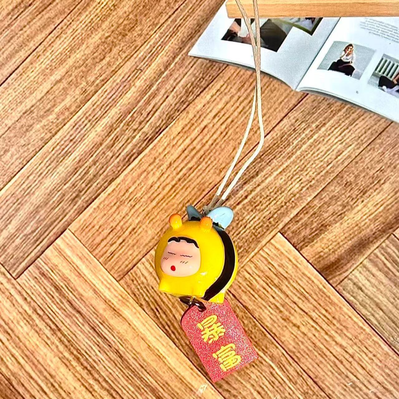 Crayon Shin-chan Bee Cosplay F - Car Mirror 评论和价格